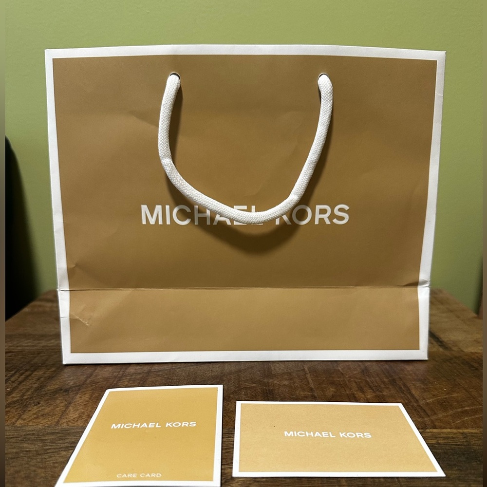 Small Michael Kors shopping bag empty - Picture 2 of 5